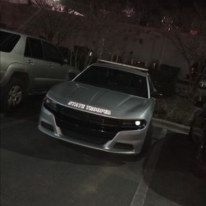 Meet your Posher, Efren